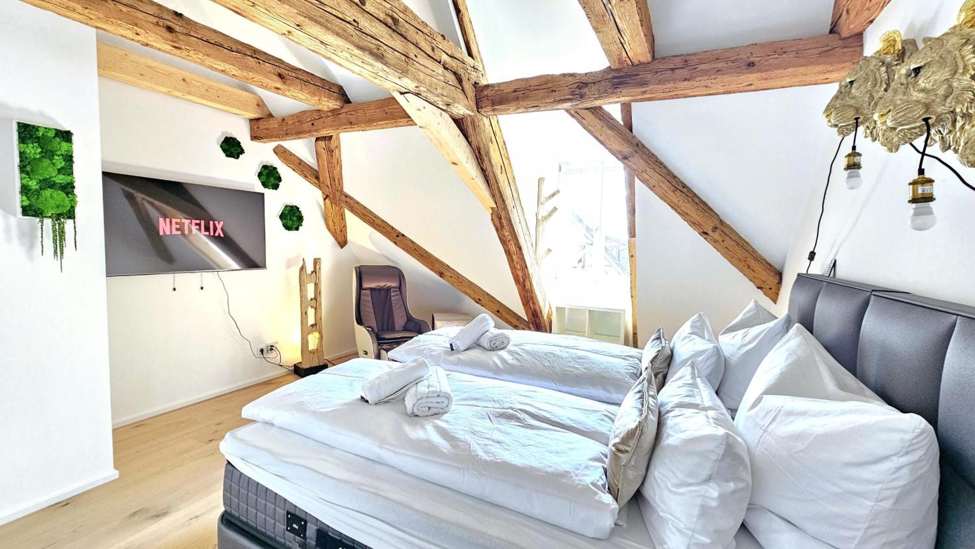 Wood World Luxury - Massage - Bergblick - Tranpolin- Parken Apartment Markdorf Exterior photo