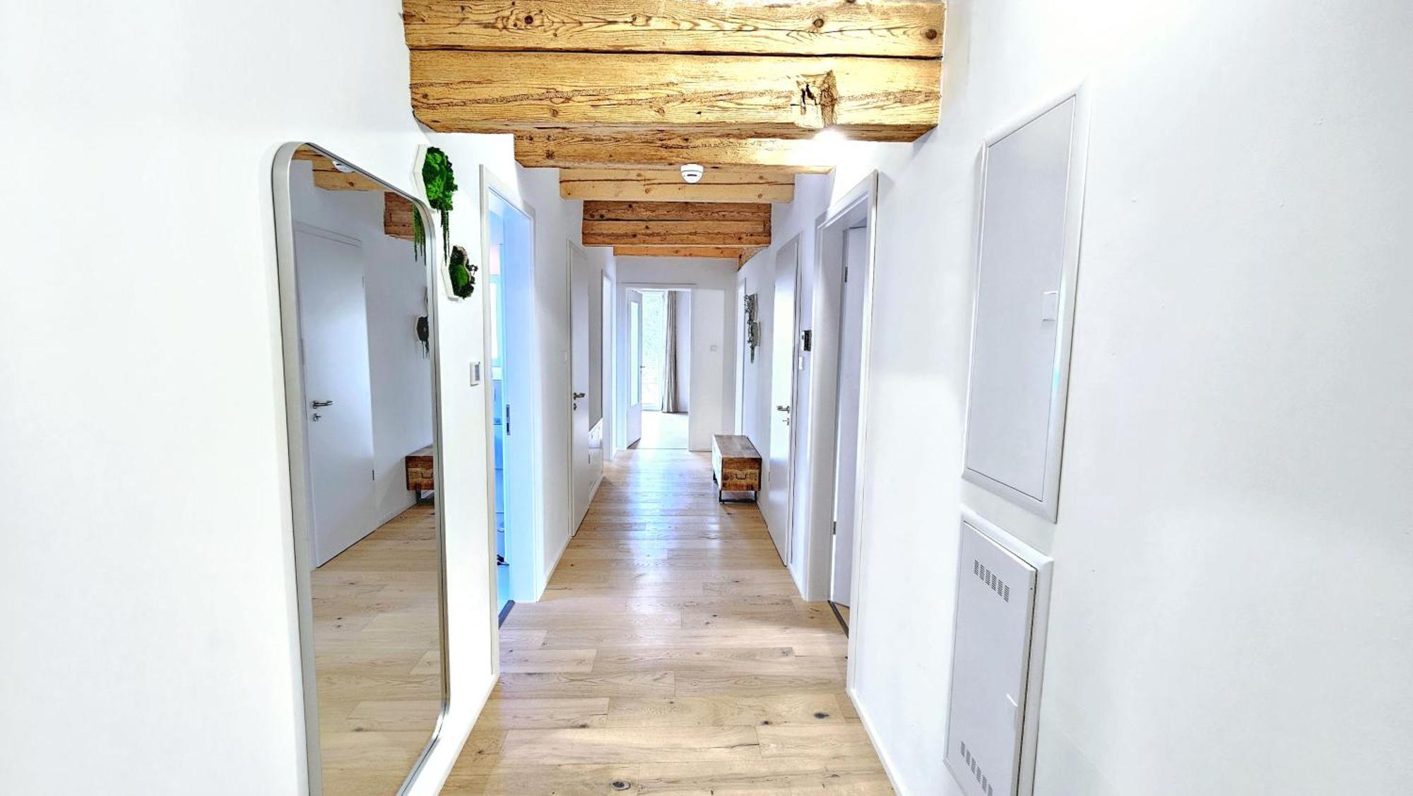 Wood World Luxury - Massage - Bergblick - Tranpolin- Parken Apartment Markdorf Exterior photo