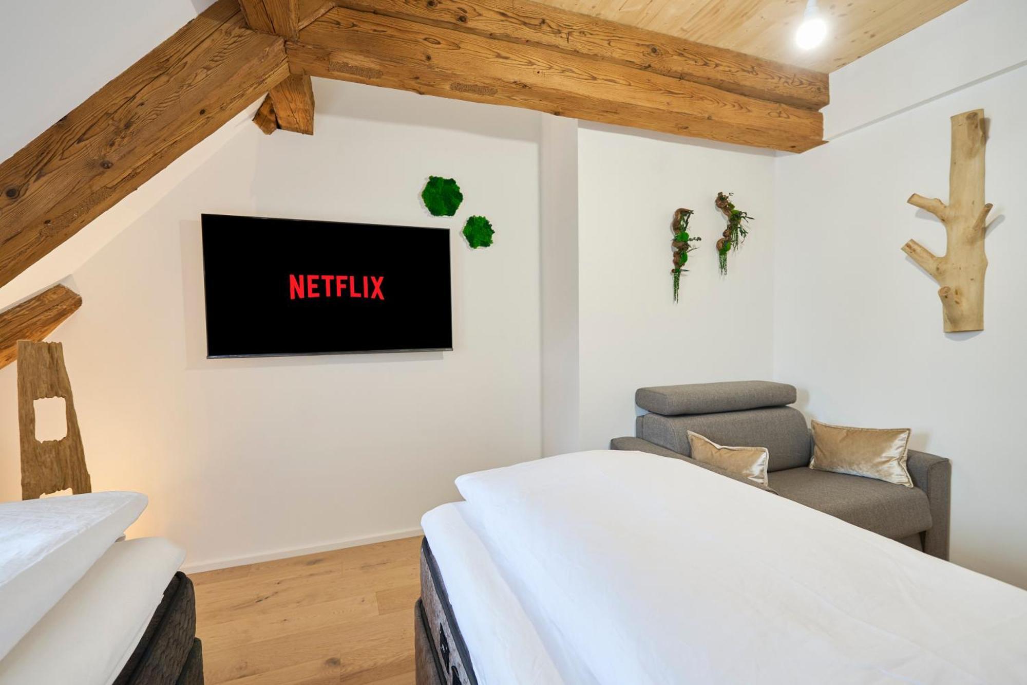 Wood World Luxury - Massage - Bergblick - Tranpolin- Parken Apartment Markdorf Exterior photo