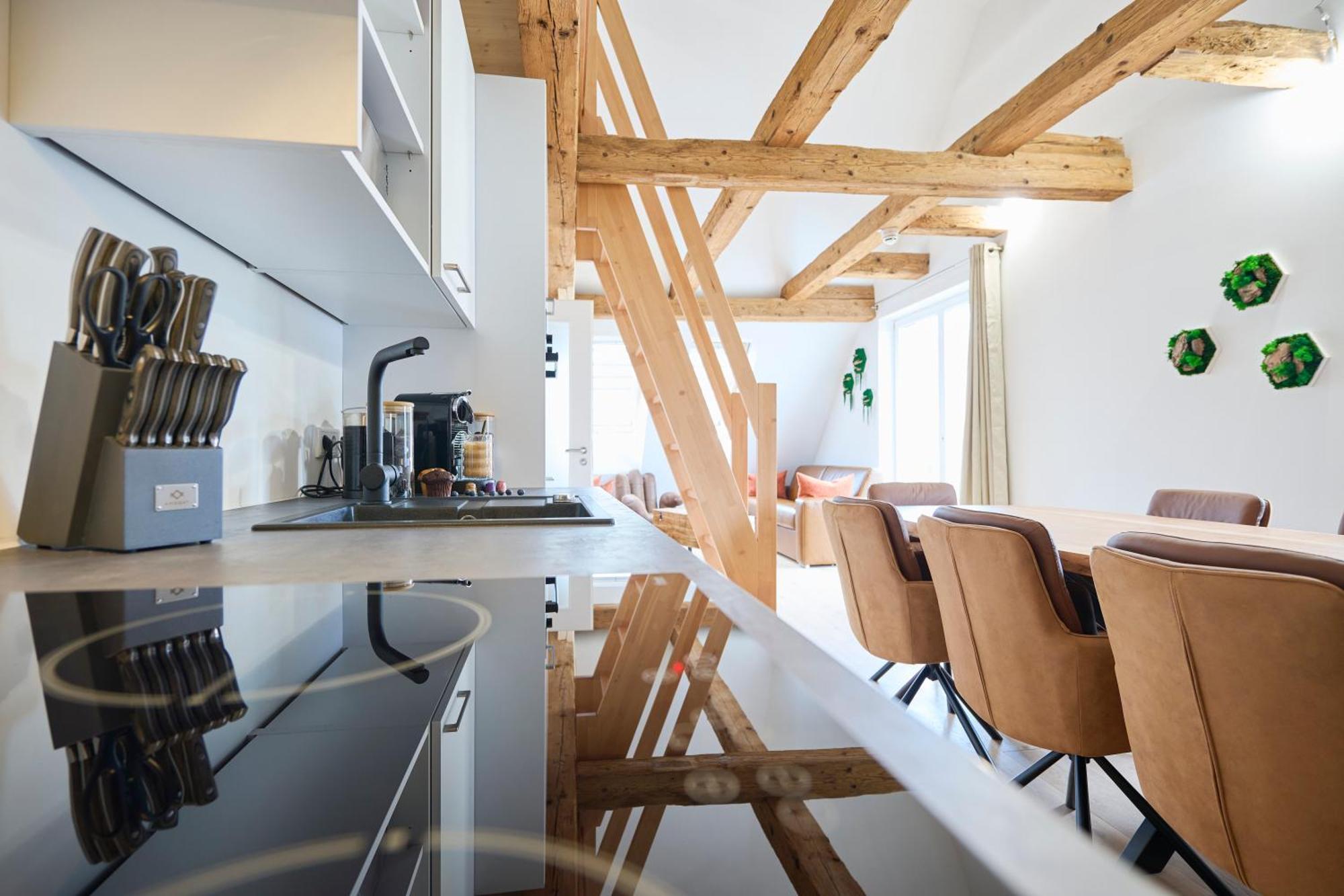 Wood World Luxury - Massage - Bergblick - Tranpolin- Parken Apartment Markdorf Exterior photo